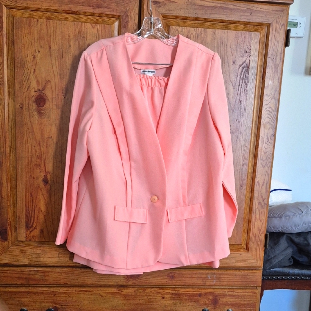 Vintage Bondbrook Peach 2 Pc Suit 8 Blazer Skirt